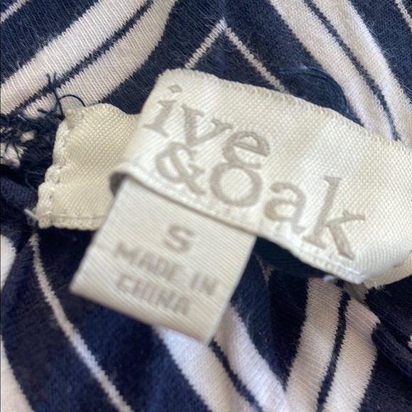 Olive & oak maxi skirt navy blue and white - Picture 3 of 3